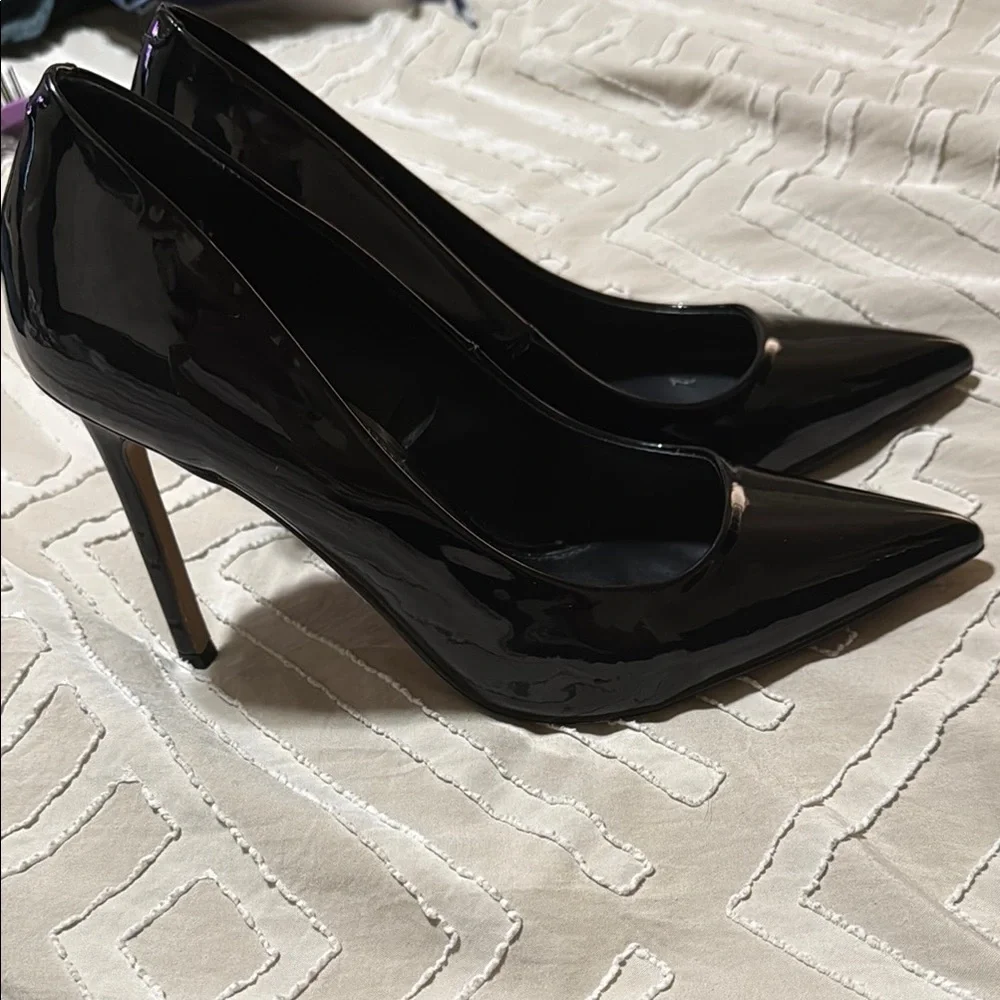 Express Black Classic Heels for Formal Occasions - Picture 2 of 8